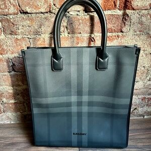 Burberry Slim Vertical Denny Tote